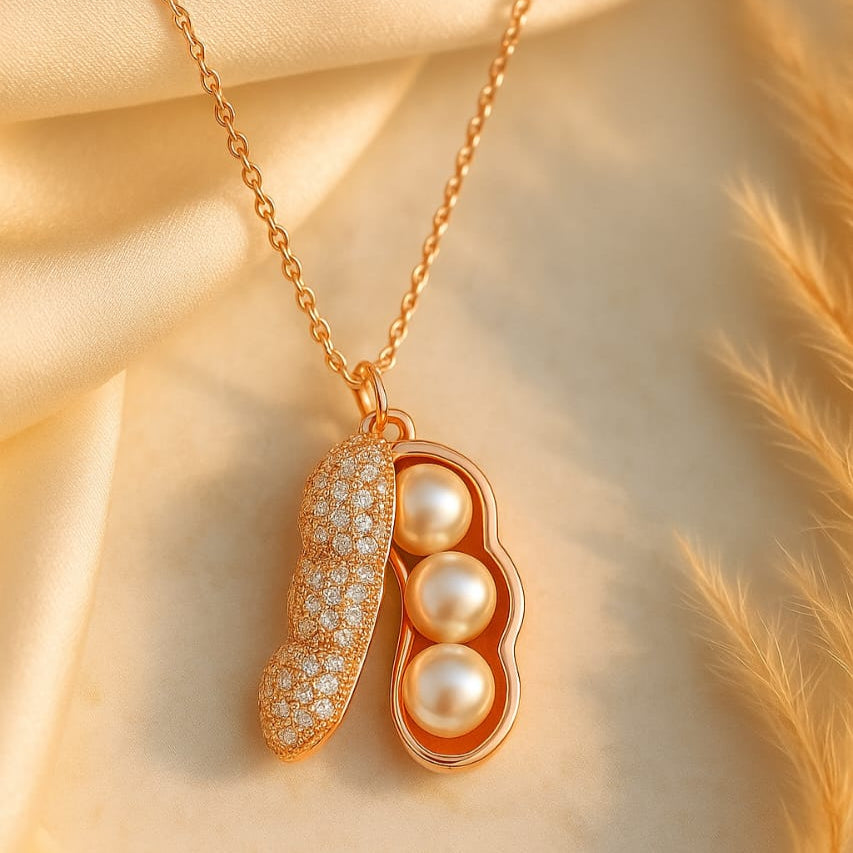 ELARA PENDANT